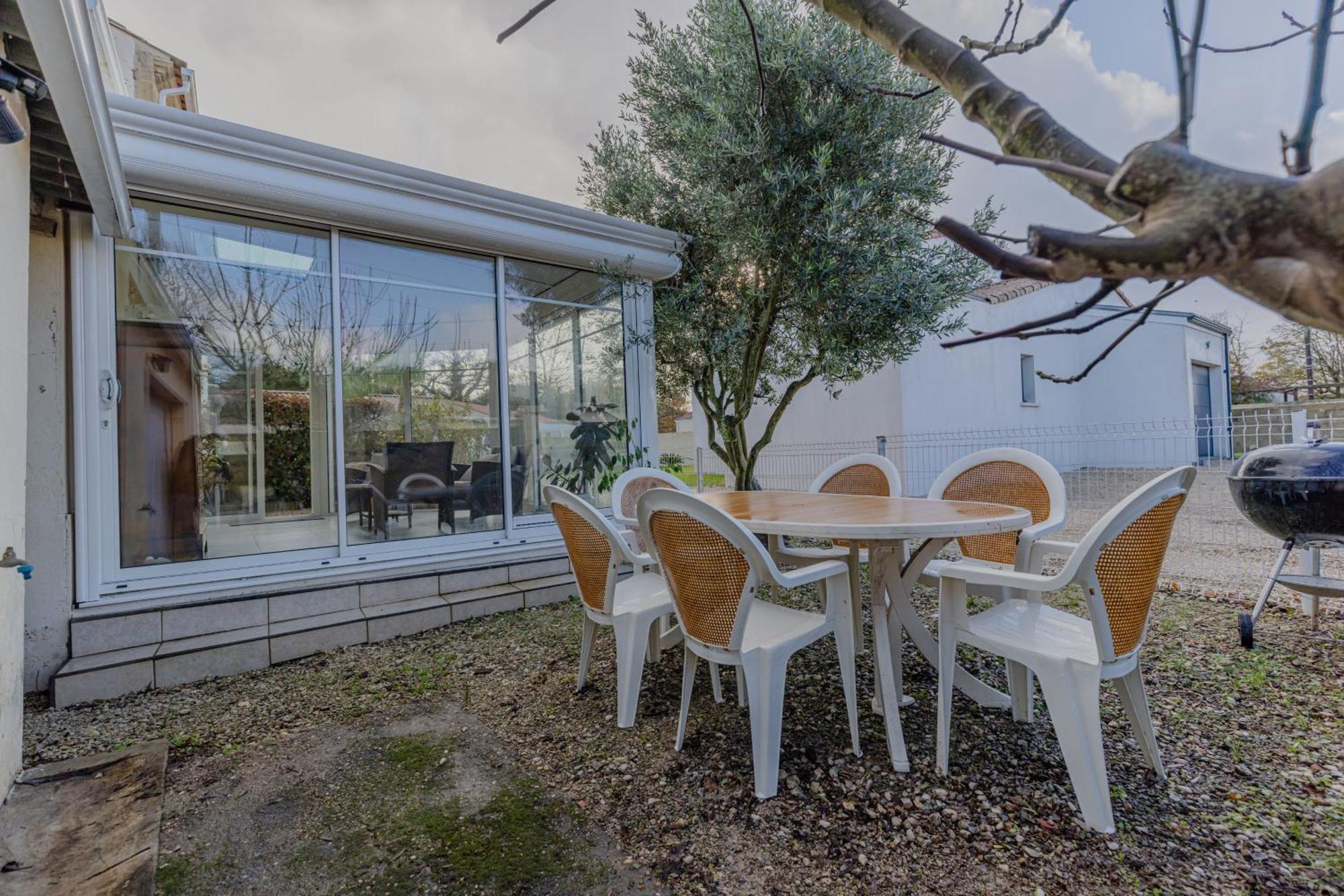 Charmante Maison Au Calme רויאן מראה חיצוני תמונה