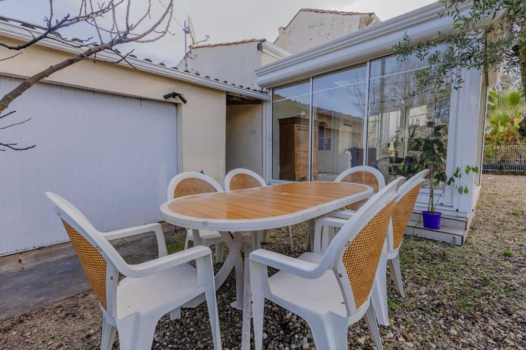Charmante Maison Au Calme רויאן מראה חיצוני תמונה